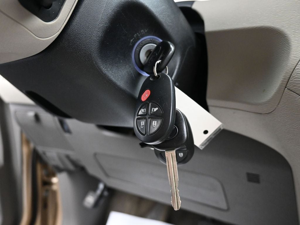 2014 Toyota Sienna LE