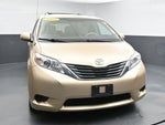 2014 Toyota Sienna LE