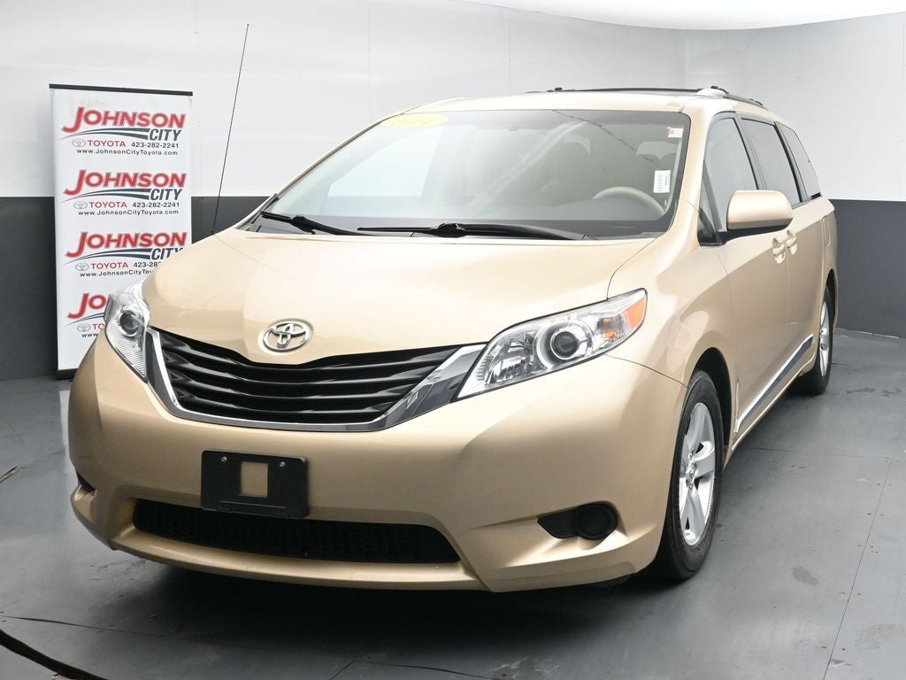 2014 Toyota Sienna LE