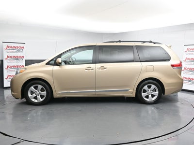 2014 Toyota Sienna LE