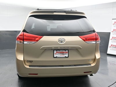 2014 Toyota Sienna LE