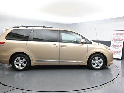 2014 Toyota Sienna LE