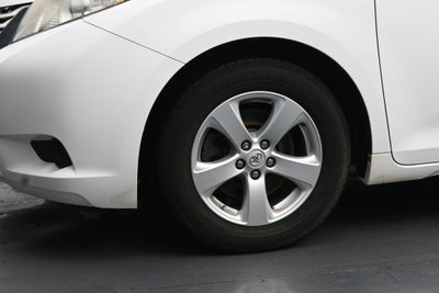 2015 Toyota Sienna LE 8 Passenger