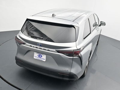 2024 Toyota Sienna LE 8 Passenger