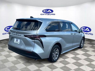 2024 Toyota Sienna LE 8 Passenger