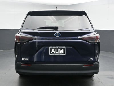 2024 Toyota Sienna LE 8 Passenger