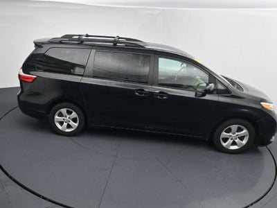 2017 Toyota Sienna LE 8 Passenger