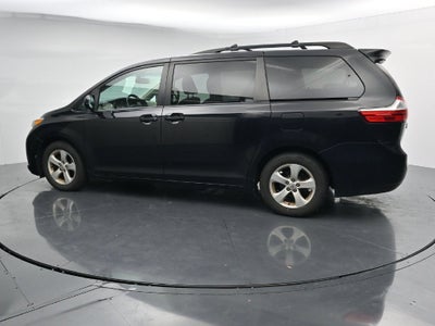2017 Toyota Sienna LE 8 Passenger