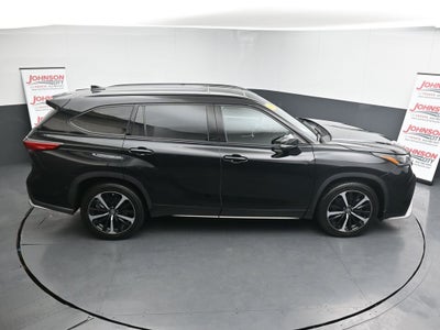 2021 Toyota Highlander XSE