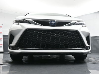 2023 Toyota Sienna XSE 7 Passenger