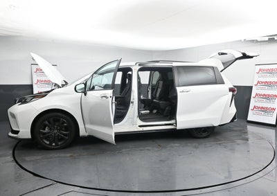 2023 Toyota Sienna XSE 7 Passenger