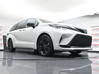2023 Toyota Sienna XSE 7 Passenger