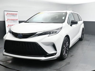 2023 Toyota Sienna XSE 7 Passenger