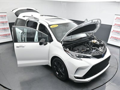 2023 Toyota Sienna XSE 7 Passenger