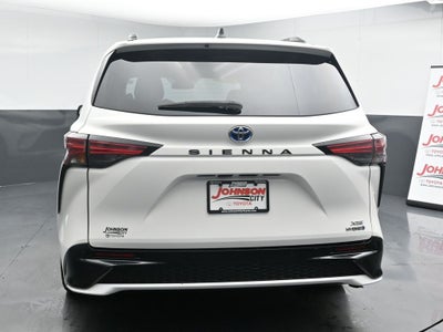 2023 Toyota Sienna XSE 7 Passenger