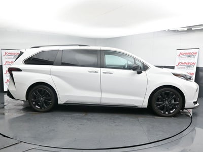 2023 Toyota Sienna XSE 7 Passenger