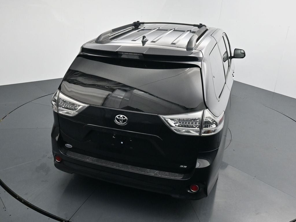 2019 Toyota Sienna SE 8 Passenger