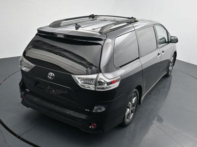 2019 Toyota Sienna SE 8 Passenger