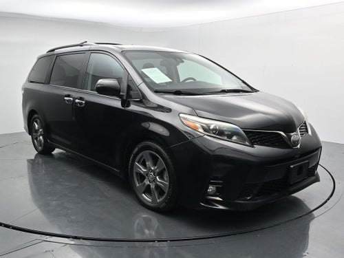 2019 Toyota Sienna SE 8 Passenger