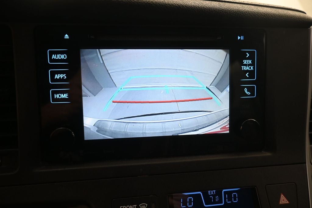 2016 Toyota Sienna XLE 8 Passenger