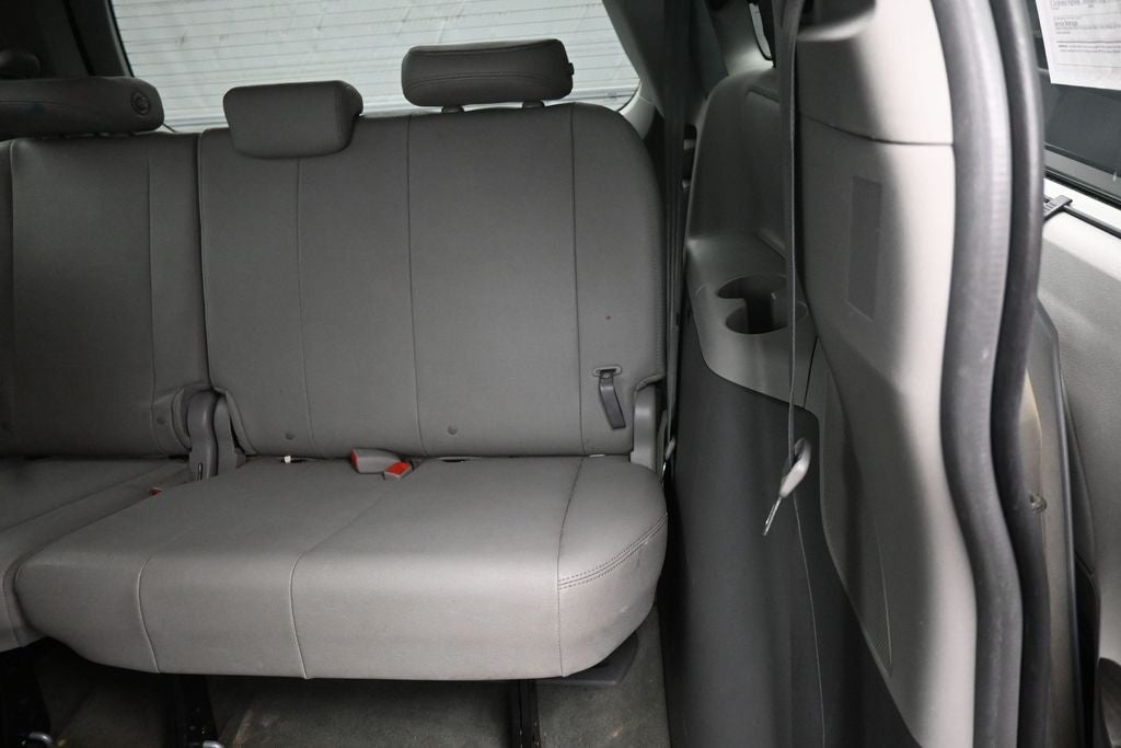 2016 Toyota Sienna XLE 8 Passenger