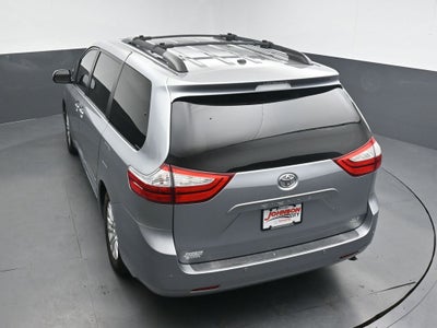 2016 Toyota Sienna XLE 8 Passenger