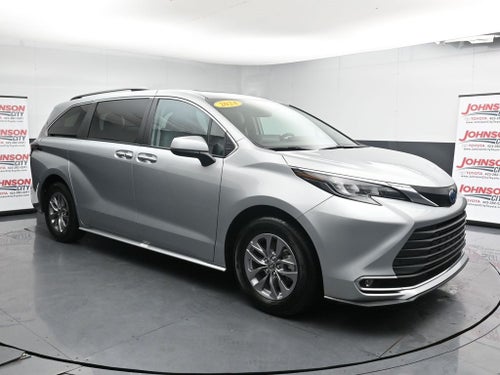 2024 Toyota Sienna XLE