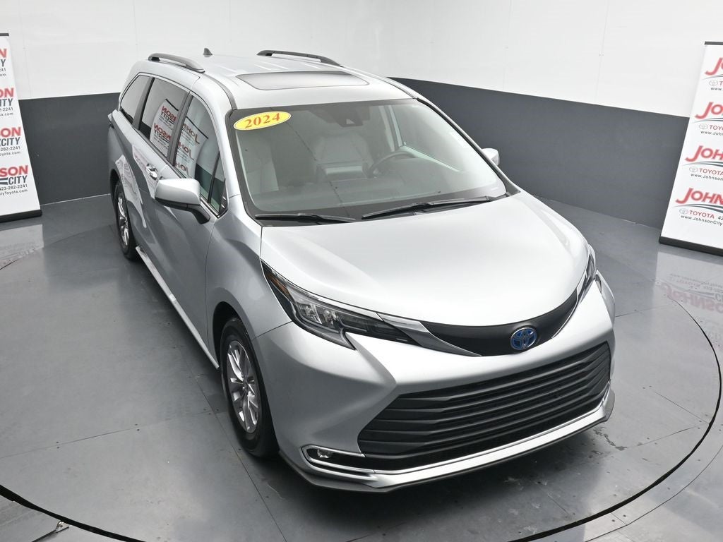 2024 Toyota Sienna XLE