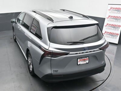2024 Toyota Sienna XLE