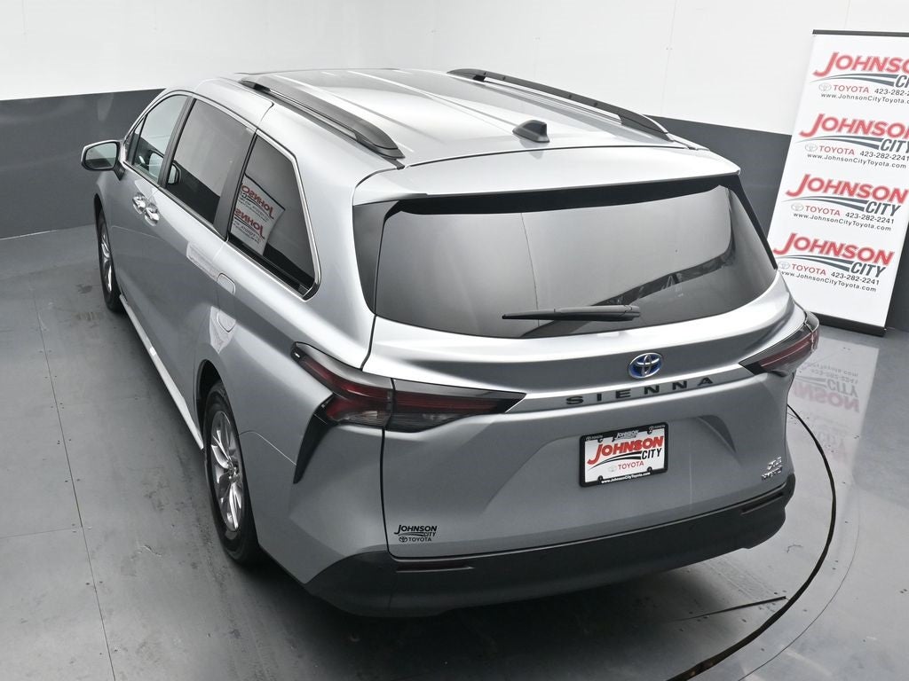 2024 Toyota Sienna XLE