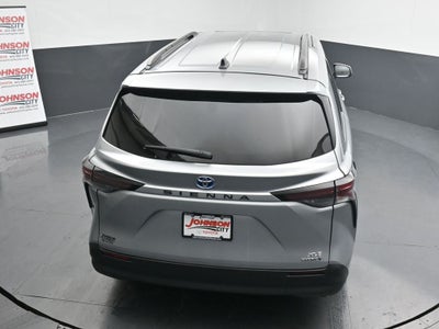 2024 Toyota Sienna XLE