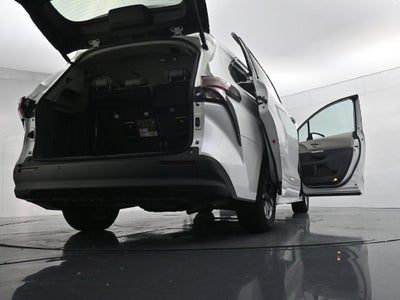 2024 Toyota Sienna XLE 8 Passenger