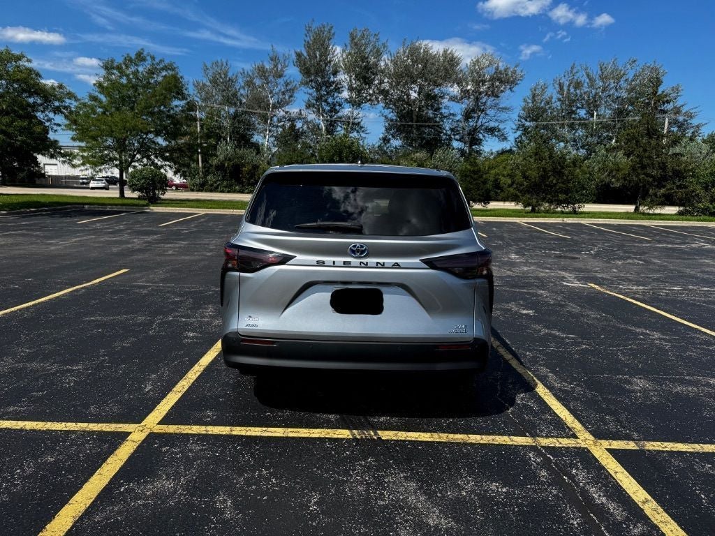 2023 Toyota Sienna XLE 7 Passenger