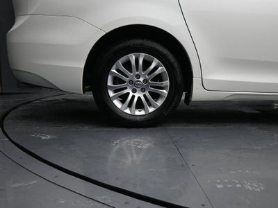 2017 Toyota Sienna XLE 7 Passenger