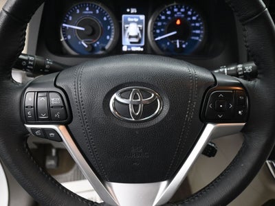 2017 Toyota Sienna XLE 7 Passenger