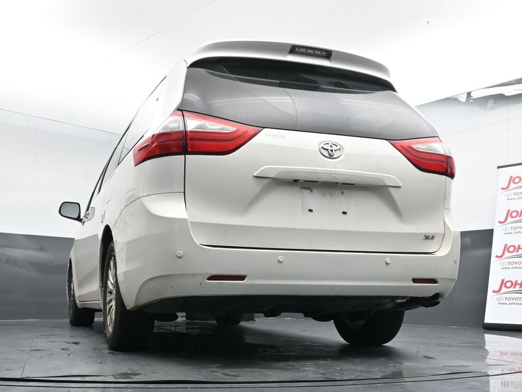 2017 Toyota Sienna XLE 7 Passenger
