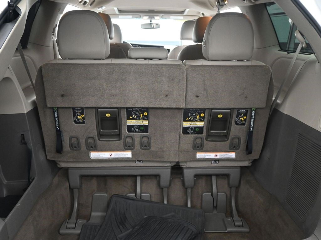 2017 Toyota Sienna XLE 7 Passenger