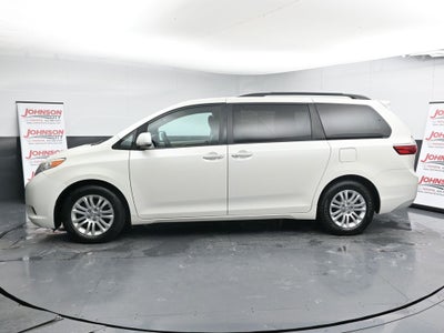 2017 Toyota Sienna XLE 7 Passenger