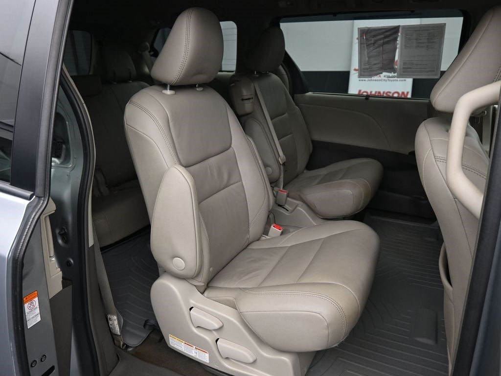 2019 Toyota Sienna XLE 7 Passenger