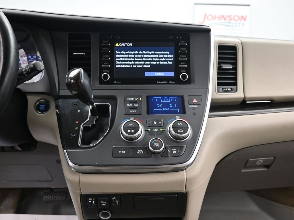 2019 Toyota Sienna XLE 7 Passenger