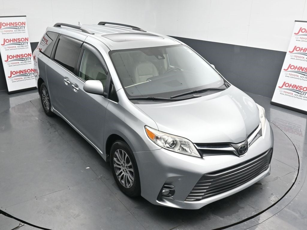 2019 Toyota Sienna XLE 7 Passenger