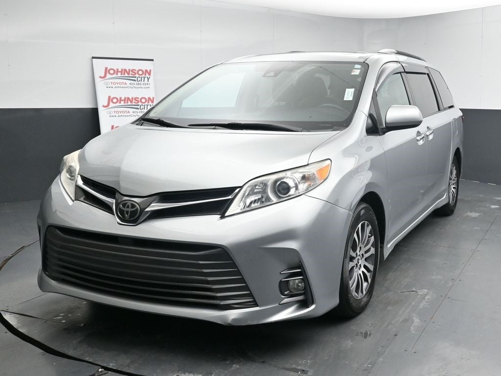 2019 Toyota Sienna XLE 7 Passenger