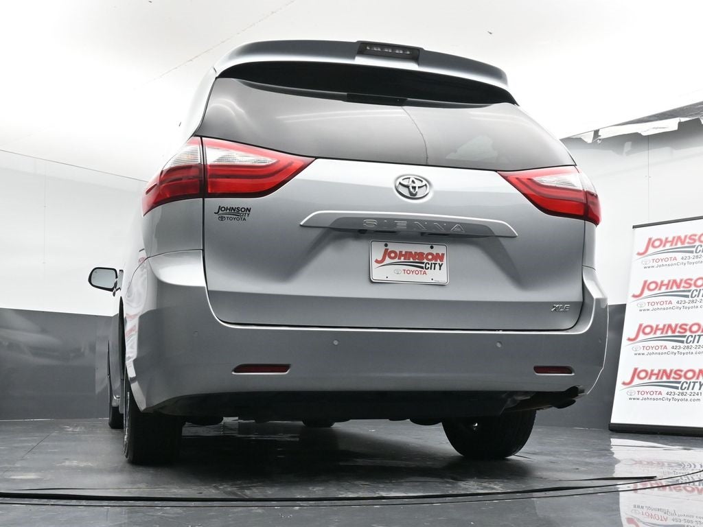 2019 Toyota Sienna XLE 7 Passenger