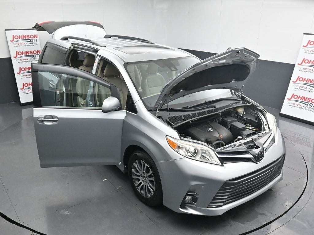 2019 Toyota Sienna XLE 7 Passenger