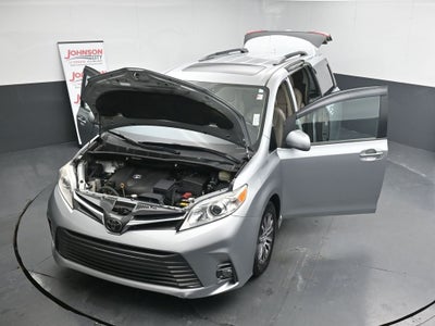 2019 Toyota Sienna XLE 7 Passenger