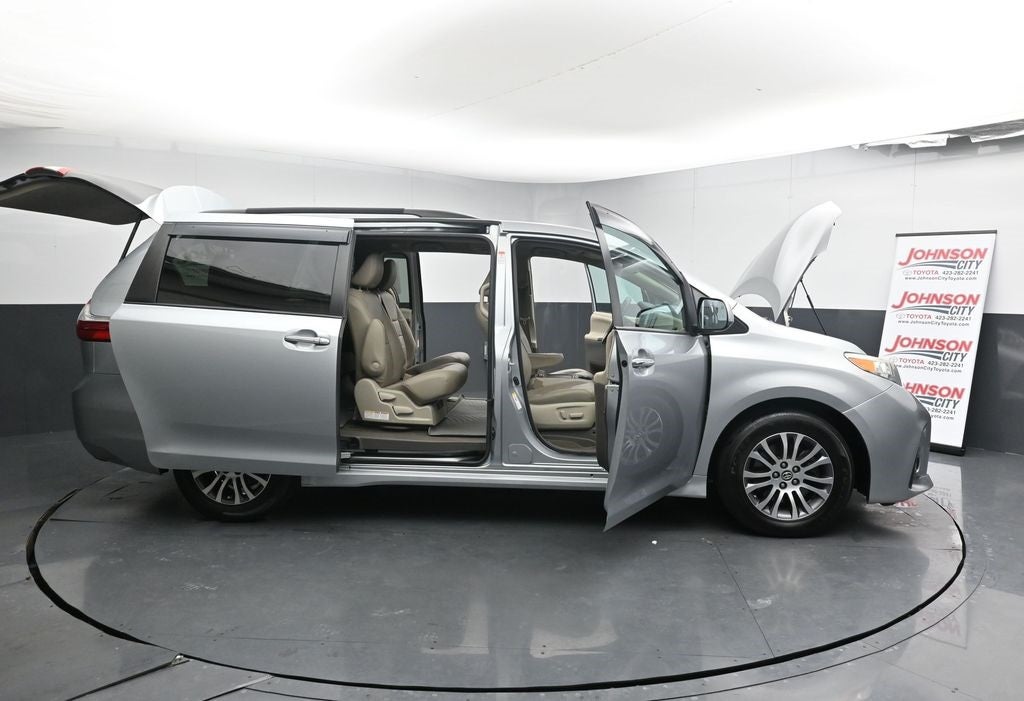 2019 Toyota Sienna XLE 7 Passenger