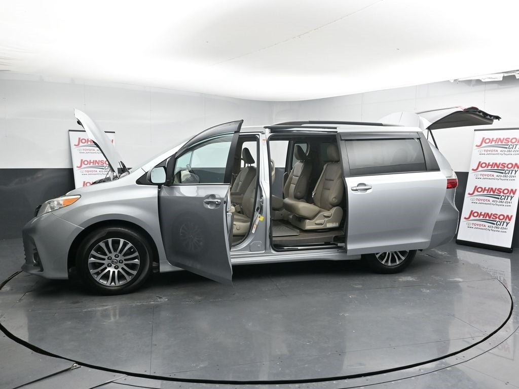 2019 Toyota Sienna XLE 7 Passenger