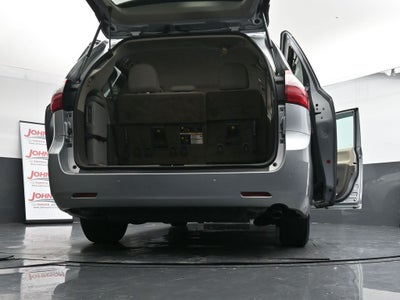 2019 Toyota Sienna XLE 7 Passenger
