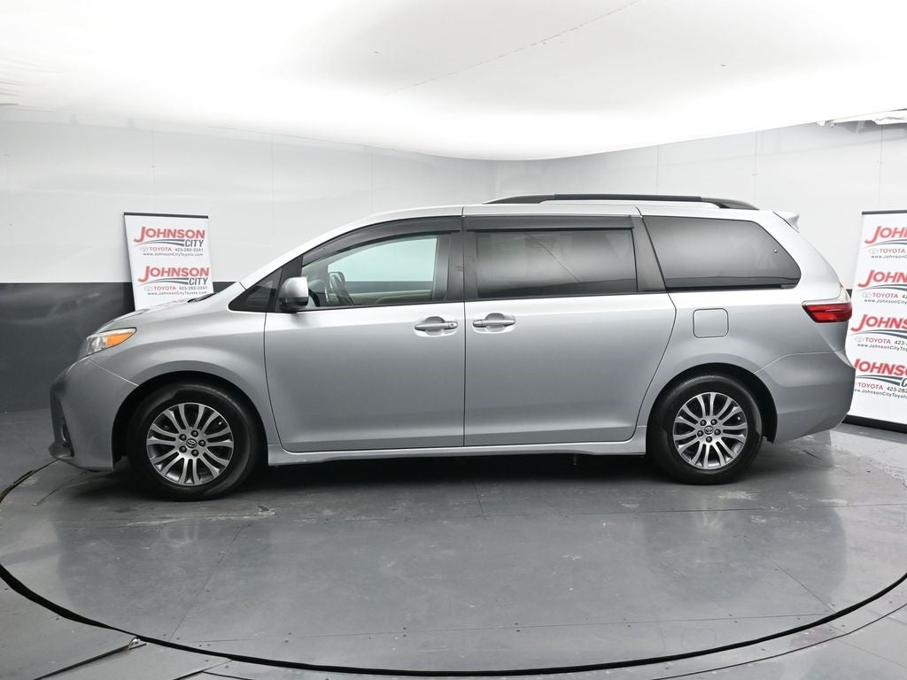 2019 Toyota Sienna XLE 7 Passenger