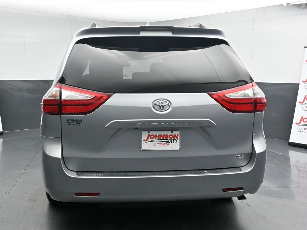2019 Toyota Sienna XLE 7 Passenger